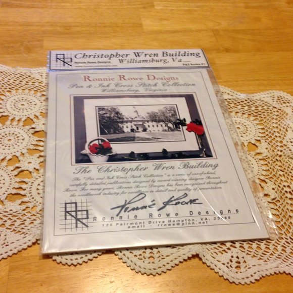 Cross Stitch Guide, Ronnie Rowe signed, Christopher Wren Building - Picture 1 of 6